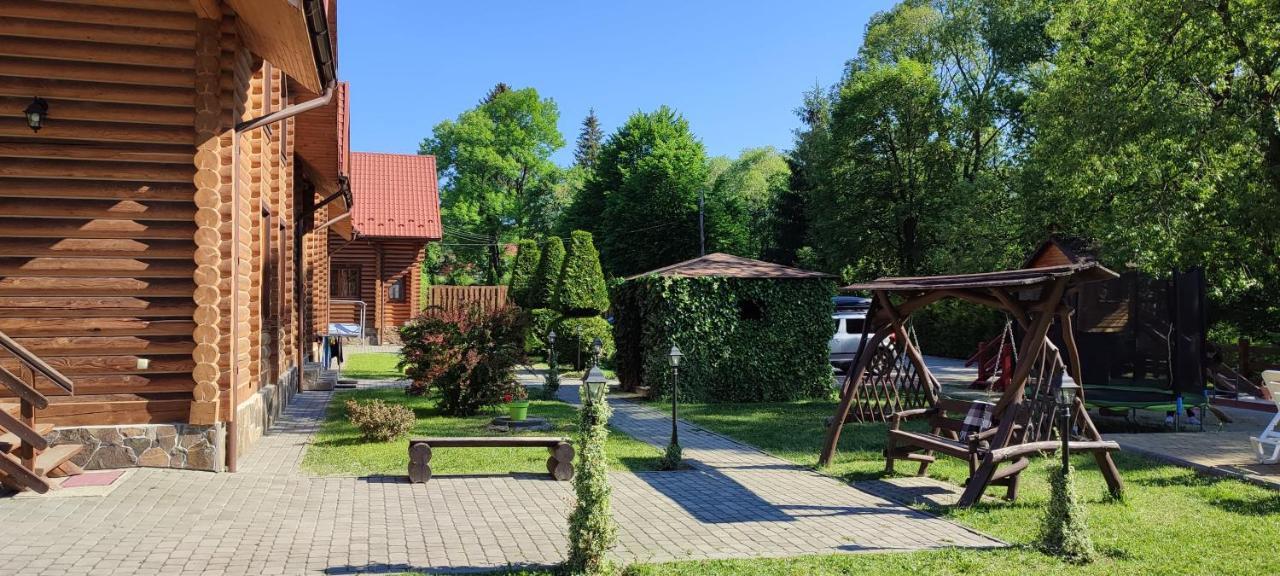 Mini Hotel Zakrut Tatariw Exterior foto